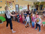 Divadlo U DVOU SLUNCÍ - pohádka ,,Nový Zéland"