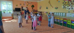 Besídka ke DNI MAMINEK