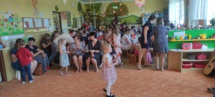 Besídka ke DNI MAMINEK