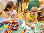 Ať jsi holka nebo kluk, udělej si si námi kruh!