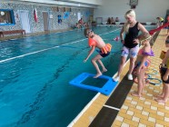 Předposlední plavecký výcvik Koťátek