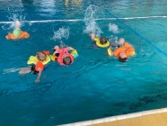 Předposlední plavecký výcvik Koťátek