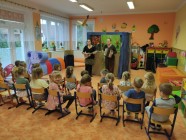 Divadlo Jojo "Pohádky ze psí boudy"