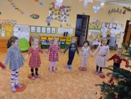 Nadělování dárečků od Ježíška