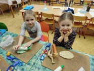 V zimě za zvířátky