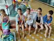 První plavecká lekce