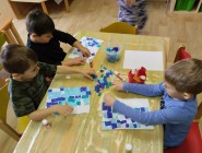 Holka modrooká, nesedávej u potoka...