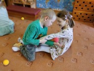 Holka modrooká, nesedávej u potoka...