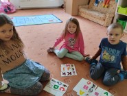 Blíží se Velikonoce a školáci se připravují do školy