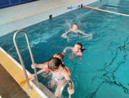 Plavecká lekce Koťátek