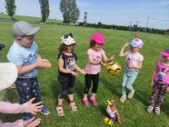 Sportovní hry MŠ v Litomyšli, sportovní dovádění na hřišti