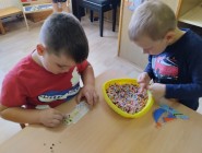 Vyletěl si pyšný drak