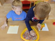 Vyletěl si pyšný drak