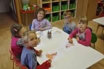 Podzim ve školce- pečení duchů a vycházka