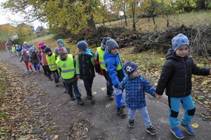 Podzim ve školce- pečení duchů a vycházka