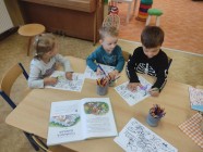 Šel zahradník do zahrady