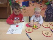 Šel zahradník do zahrady