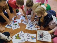 Hlava, ramena, kolena